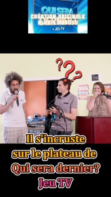 Un intrus interrompt le jeu… 😳

L'intrus s'incruste et débarque en plein jeu #QuiSeraDernier ...

#jeutv #plateautv #intrus #inattendu #momentinsolite #reelsfrance 

La séquence en intégralité dans la 2ème manche sur la chaîne Youtube d'Otoradio 

Merci @lavachenoire_arcueil